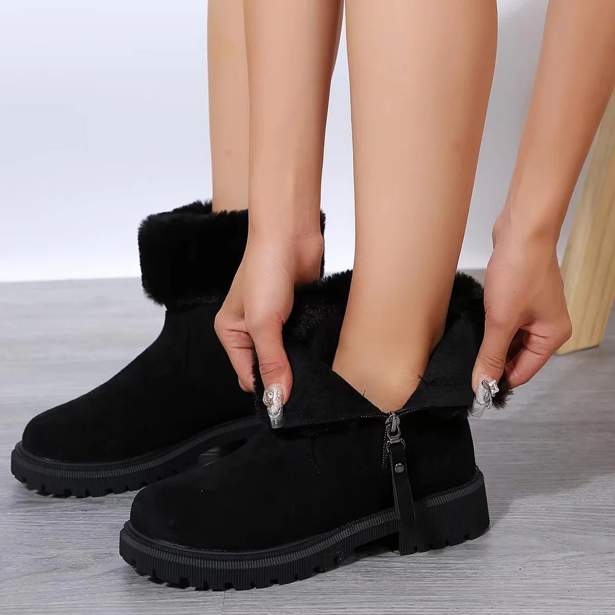 Warm Plush Winter Boots: Fashionable Side-Zipper Snow Boots for Women – Thickened Outdoor Low-Heeled Shoes